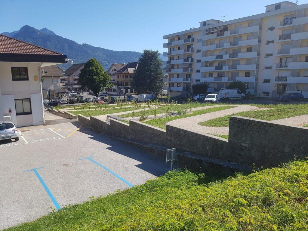 Potager d'un immeuble sur des gradins